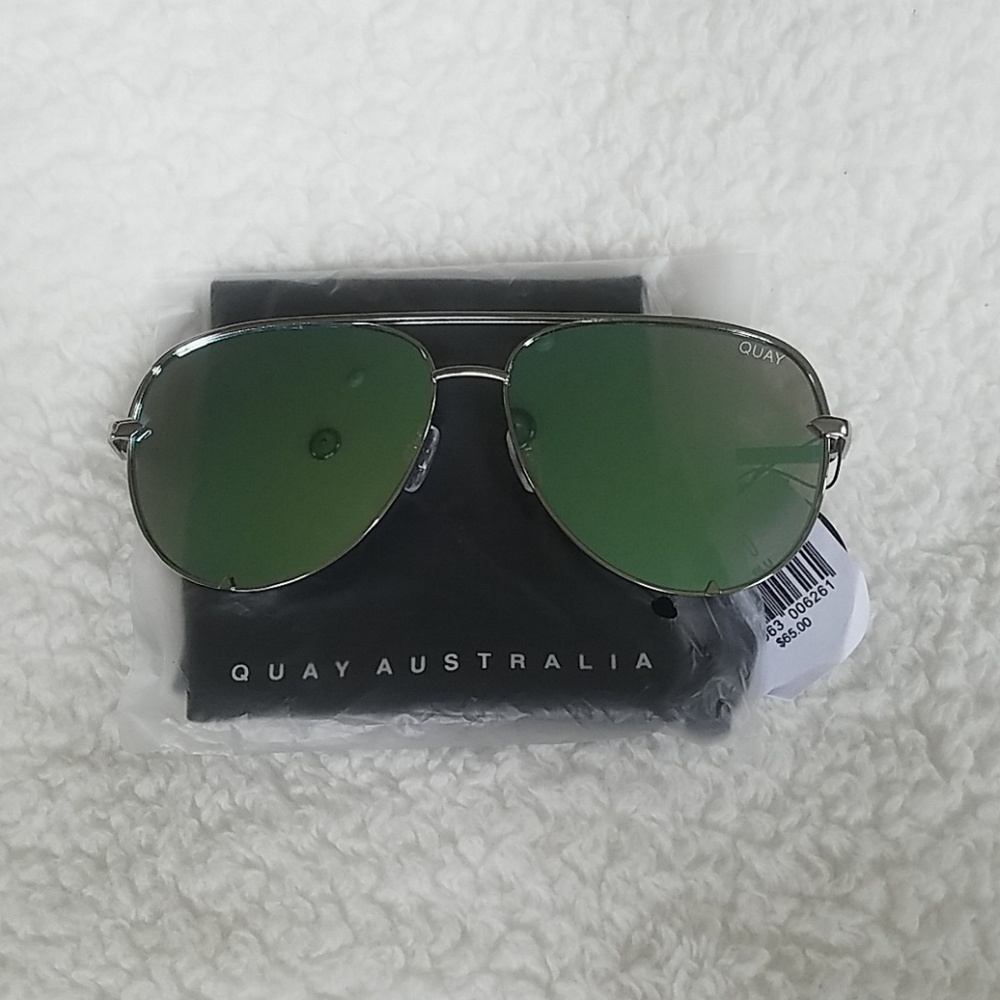 Quay Sunglasses High Key Desi Perkins Silver Blue